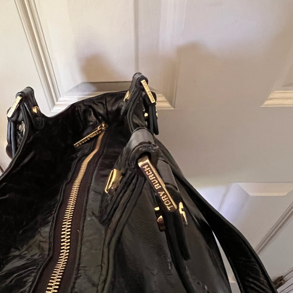 Tory Burch Satchel. Large. Black. Leather18” W by 9.5”H.4” Depth. 8” Bag Handle. - Picture 12 of 15